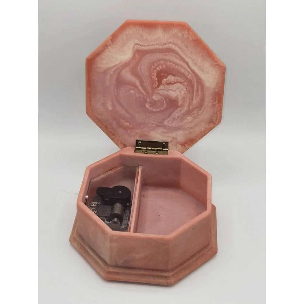 Vintage Soapstone Rose Music Box Octagon Jewelry Trinket Box 1974